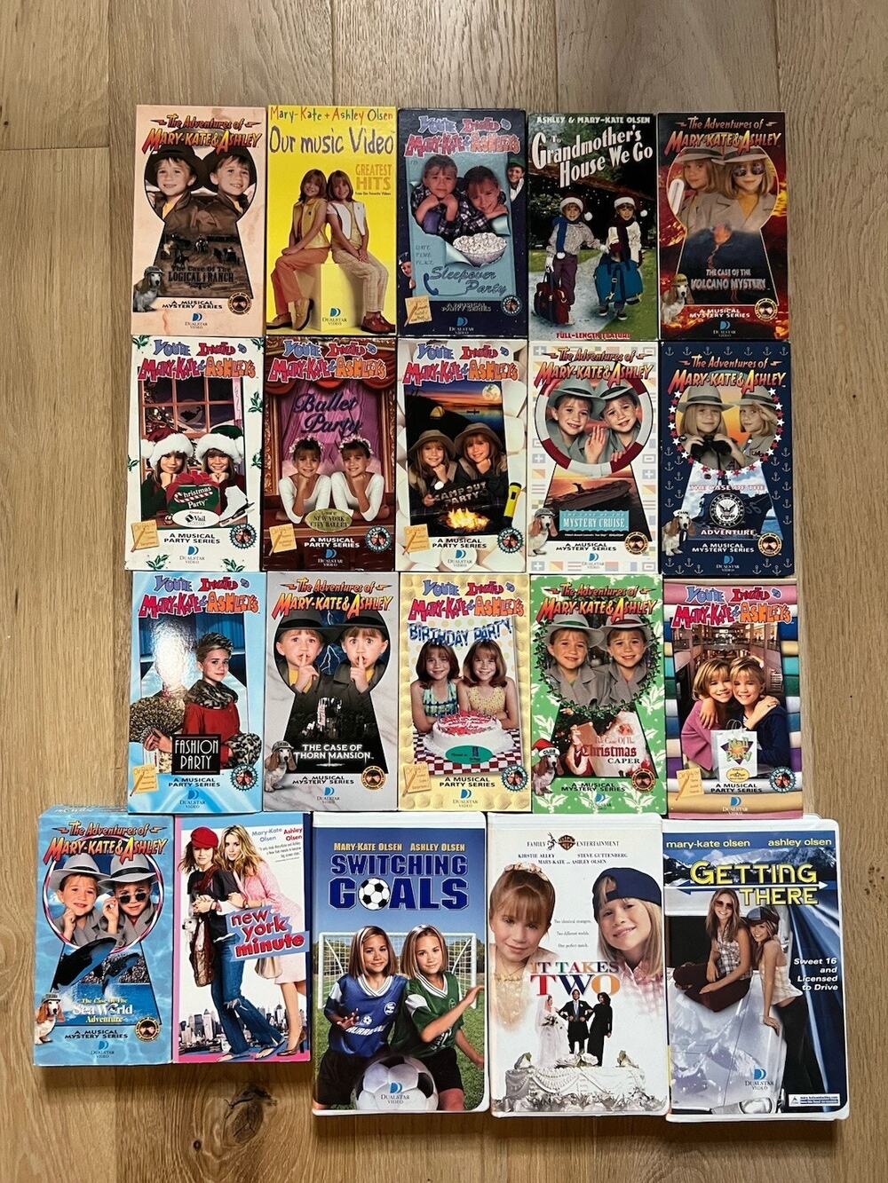 20 Mary Kate And Ashley Olsen VHS Video Tape Lot Twins All Tested Good CLEAN